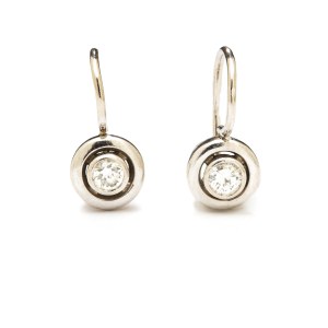 XX/XXI c. Earrings with diamonds