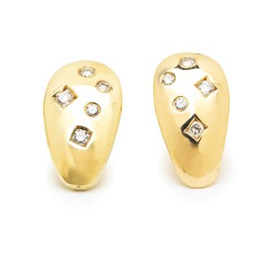 2nd half of 20th century. Earrings with diamonds