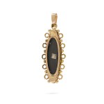 19th/20th c. Pendant with secretary