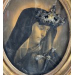 Gilt and carved wooden sculpture