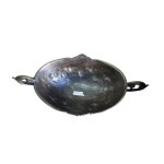 Hand-chiseled centerpiece vase in patinated bronze