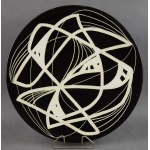 Platter Black and white abstraction, Helena MAJEWSKA, Kolo, 1961 Unique