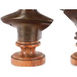 PAIR OF BRONZE BUSTS, AROUND 1900