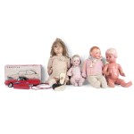 BUNDLE, 4 DOLLS & 1 MODEL CAR