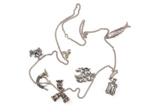 HALSKETTE MIT ANHÄNGERN, SILBER