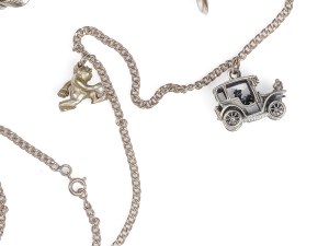HALSKETTE MIT ANHÄNGERN, SILBER