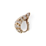 SINGLE EAR CLIP, 18 KT GOLD