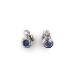 PAIR OF STUD EARRINGS, 14 KT WHITE GOLD & DIAMONDS