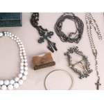 BUNDLE OF FASHION JEWELRY, WATCH BOX & CASE WITH BIBLE VERSES