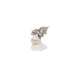 Pair of pearl diamond ear clips