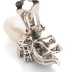 Pair of pearl diamond ear clips