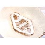 Buton pearl necklace