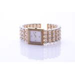Pearl diamond wristwatch