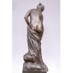 Christopher Gabriel Allegrain, (1710-1795), Venus coming out of the bath, 18th century.