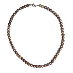 Collier de perles brunes