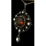 Pendente in stile vittoriano con diamanti