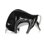 designed by Mieczysław NARUSZEWICZ (1923 - 2006), Figurine "Żubr", "Ćmielów" Table Porcelany Plant.