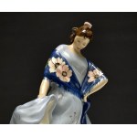 Royal Dux - Statuetta in porcellana Donna spagnola - Cecoslovacchia 1960