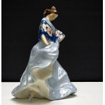 Royal Dux - Statuetta in porcellana Donna spagnola - Cecoslovacchia 1960