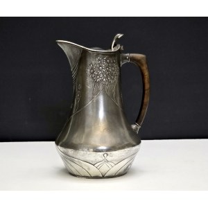 Art Nouveau - Orivit- Brocca di latta con coperchio e manico in legno - fine XIX/inizio XX secolo.