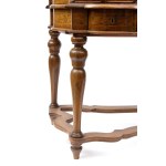 Inlaid writing desk with raised section, in walnut - Rome, 18th century