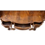 Inlaid writing desk with raised section, in walnut - Rome, 18th century