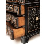 Urn-shaped lid inlaid with bone - Northern Italy, 17th century