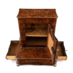 Italian Louis XV walnut-root kneeler - 18th century