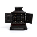 Coin cabinet - Lombardy area, 18th century