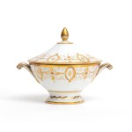 Porcelain sugar bowl - Paris, 19th century