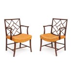 A pair of English George IV armchairs - 19th century