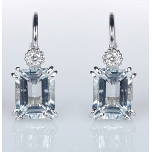 Boucles d'oreilles avec aigues-marines et diamants