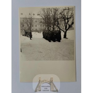 Przemyśl, roll call of German soldiers, signpost ca. 1941