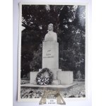 Belarus, Grodno, monument to Eliza Orzeszkova, published by Książnica Atlas, Lviv, photo by Bulgak, 1939