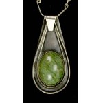 Green stone pendant on chain, in original box, ORNO (104)