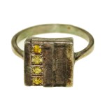 Ring with four zircons, Warmet (143)