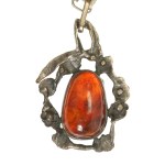 Amber pendant on chain, ORNO (163)