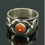 Ring with coral, ORNO (174)