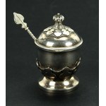 Salt shaker with lid and spoon, Ref. ZR (186)