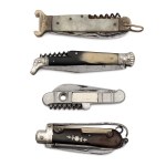 Set of four closing knives