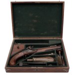 Flintlock officer's pistol with folding bayonet in cartridge