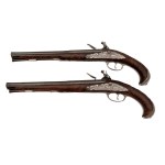 Pair of luxury flintlock pistols in silver mount, Giesu Mutti