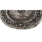 Large hanging decorative tray and decorative oval tray