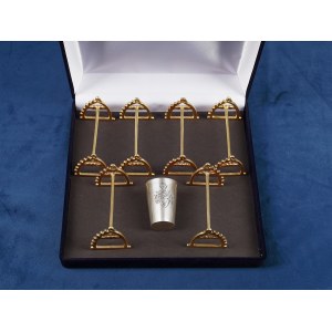 6 cutlery goats with the Kettler family emblem and a mug with the Kettler coat of arms, early 20th century.