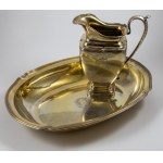 Pitcher and bowl engraved with the coat of arms of the Dukes Radvila