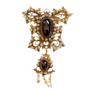 18k Gold Sardinian brooch with precious stones -