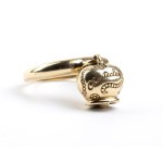 CHANTECLER, CHANTECLER Gold ring with pendant -