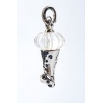 CHANTECLER, CHANTECLER Gold-Cornetto-Anhänger mit Saphiren, Diamanten und Bergkristall -