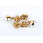 Diamond gold pair of drop errrings -