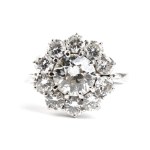 Diamond gold flower ring -